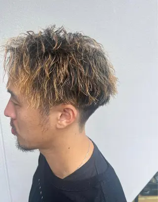 ショート パーマ APREKO RIKUのヘアスタイル