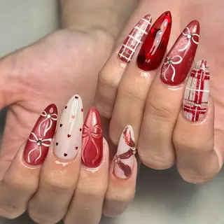 ネイル 🐈‍⬛ Minamiのネイルデザイン