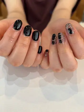 ネイル scré as Ételのネイルデザイン