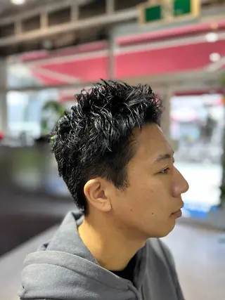 ショート メンズ VENI VIDI VICI所属・河原 卓司のヘアスタイル