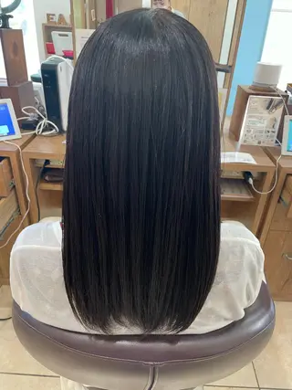 セミロング カラー EARTH中島 秋桜久のヘアスタイル