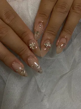 ネイル Ｌｉｔ所属・Ｌｉｔ .のネイルデザイン