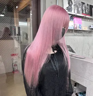 カラー 漆畑 莉奈のヘアスタイル