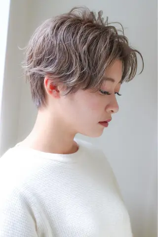 ショート カラー Lond re Maison.原宿のヘアスタイル