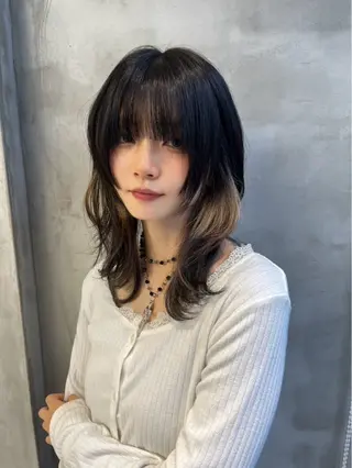 セミロング カラー Ruriブリーチ 酸性ストレートのヘアスタイル