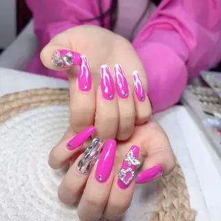 ネイル M🌷nail 長さだし専門店のネイルデザイン