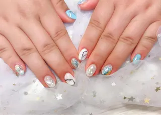 カラー ネイル Q Free nailsのネイルデザイン