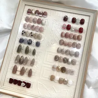 ネイル RAFFINE 月🦋🩵のネイルデザイン