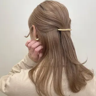 カラー 小濵 美月のヘアスタイル