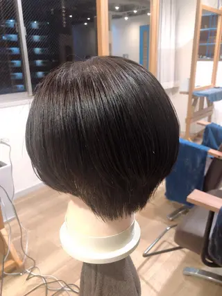 ショート Ate by little所属・青木 梢のヘアスタイル