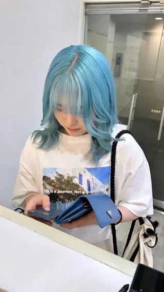 ミディアム カラー inq sakae所属・りん🌷︎名古屋 ブリーチカラーのヘアスタイル