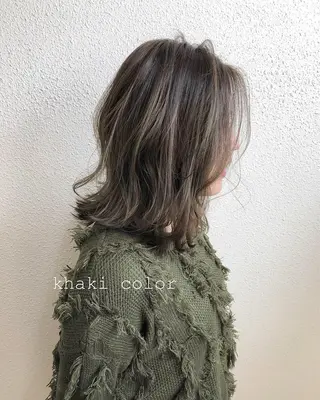 ミディアム カラー ツキノキ ミナのヘアスタイル