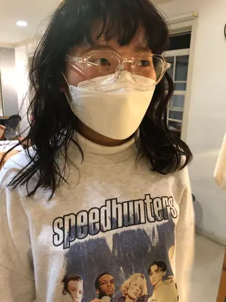 ミディアム カラー NOUN所属・eri kinjoのヘアスタイル