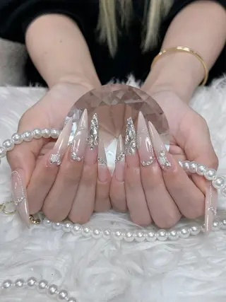 ネイル Eli Nails 新宿のネイルデザイン