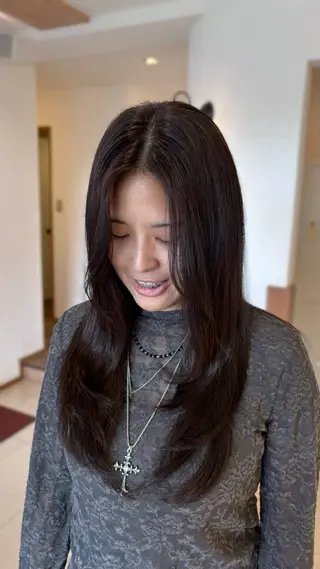 ロング 井上 昴のヘアスタイル