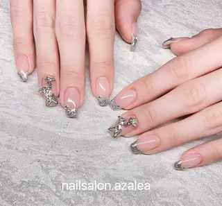 ネイル R inのネイルデザイン