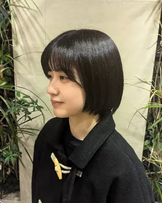 ショート 髪質改善/お呼ば れヘア/透明感カラーのヘアスタイル