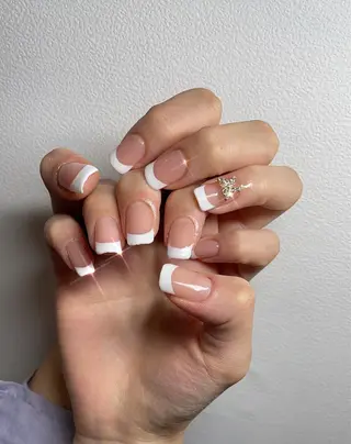 ネイル VIERU 🌈🎀💖のネイルデザイン