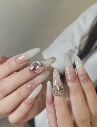 ネイル e llaのネイルデザイン