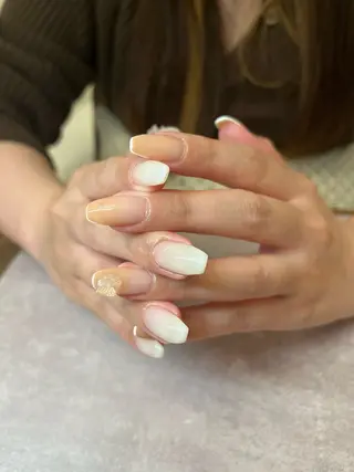 ネイル komorebi. 小峯 真実のネイルデザイン