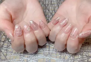 ネイル ECLAT エクラ所属・寺山 千鶴のネイルデザイン