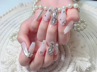 ネイル ネイルサロンAiri 長さ出し·シンプルのネイルデザイン