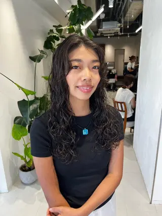 セミロング カラー レイヤーカット/カラ ー/U24/河野凜のヘアスタイル