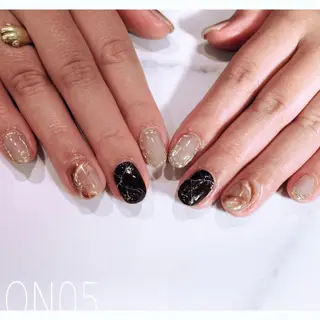 ネイル 園 寛子 （ネイリスト）のネイルデザイン