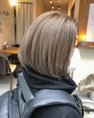 ショート カラー luve heart's And Be  minamisemba所属・脇坂 佳世の眉毛・アイブロウイメージ