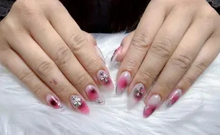 ネイル 小島 阿佑美のネイルデザイン