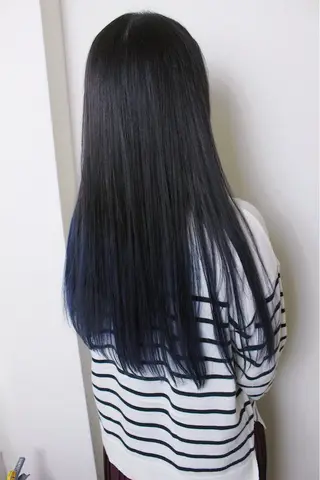 ロング カラー 土居 正季のヘアスタイル