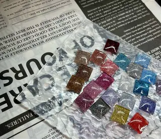 ネイル 鈴木 愛理のネイルデザイン