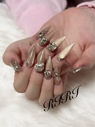 ネイル riri オーナーのネイルデザイン