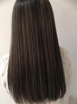 ロング ブリーチなしダブル/ レイヤーカット 小棹のヘアスタイル