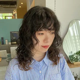 セミロング パーマ cipre シンモン チナリのヘアスタイル