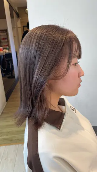 ショート カラー ブリーチ/髪質改善/ ハイトーン/暖色のヘアスタイル