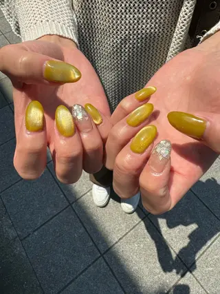 ネイル 藤井 里緒奈のネイルデザイン