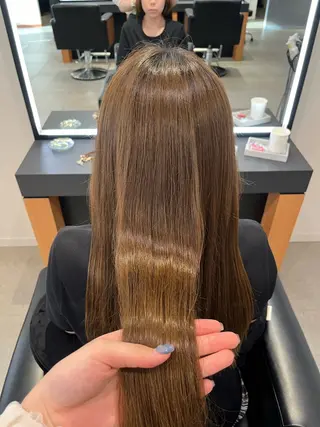 ロング KAREN（ému） 伏見/カットモデルのヘアスタイル