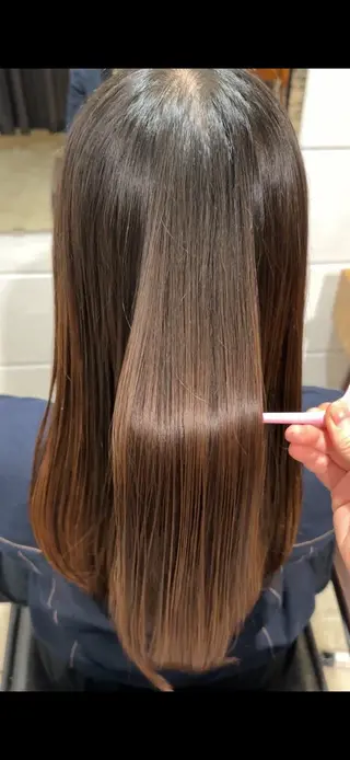 セミロング ダブルカラー 大募集中❣️ あいりのヘアスタイル