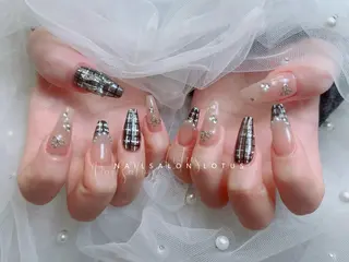 ネイル ネイルサロン lotusのネイルデザイン