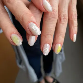 ネイル 岩山 直子のネイルデザイン