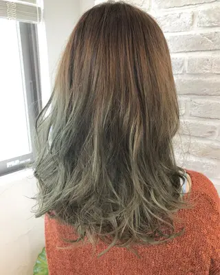 ミディアム カラー パーマ ヘアアレンジ 遠藤 拓馬のヘアスタイル