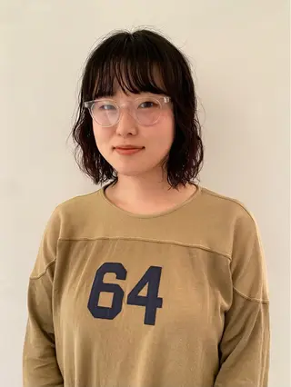 ミディアム パーマ Tomoka🐶🌟 似合わせカット✂︎のヘアスタイル