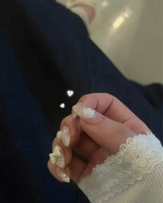 ネイル Kanon 🤍のネイルデザイン