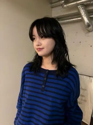 ミディアム カラー ハッシュカット/ MAYAのヘアスタイル