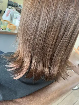 カラー 戸川 紗良のヘアスタイル