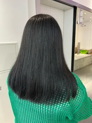 セミロング カラー ヘアアレンジ 🌼動き×透明感🩵 ハイトーン/ナナのヘアスタイル