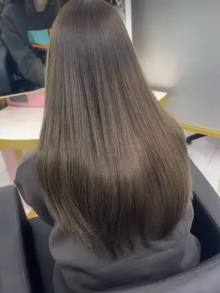 カラー 嶋田 咲音のヘアスタイル