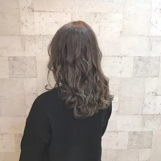 ミディアム カラー インナーカラー/天神 ブリーチ/吉田のヘアスタイル