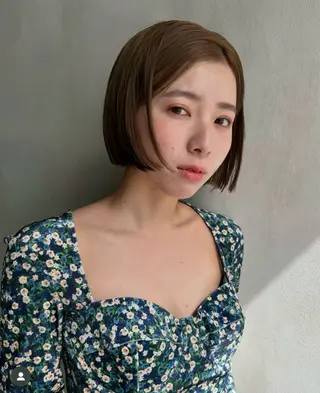 ショート 透明感/グレージュ/ レイヤー/ 青空のヘアスタイル